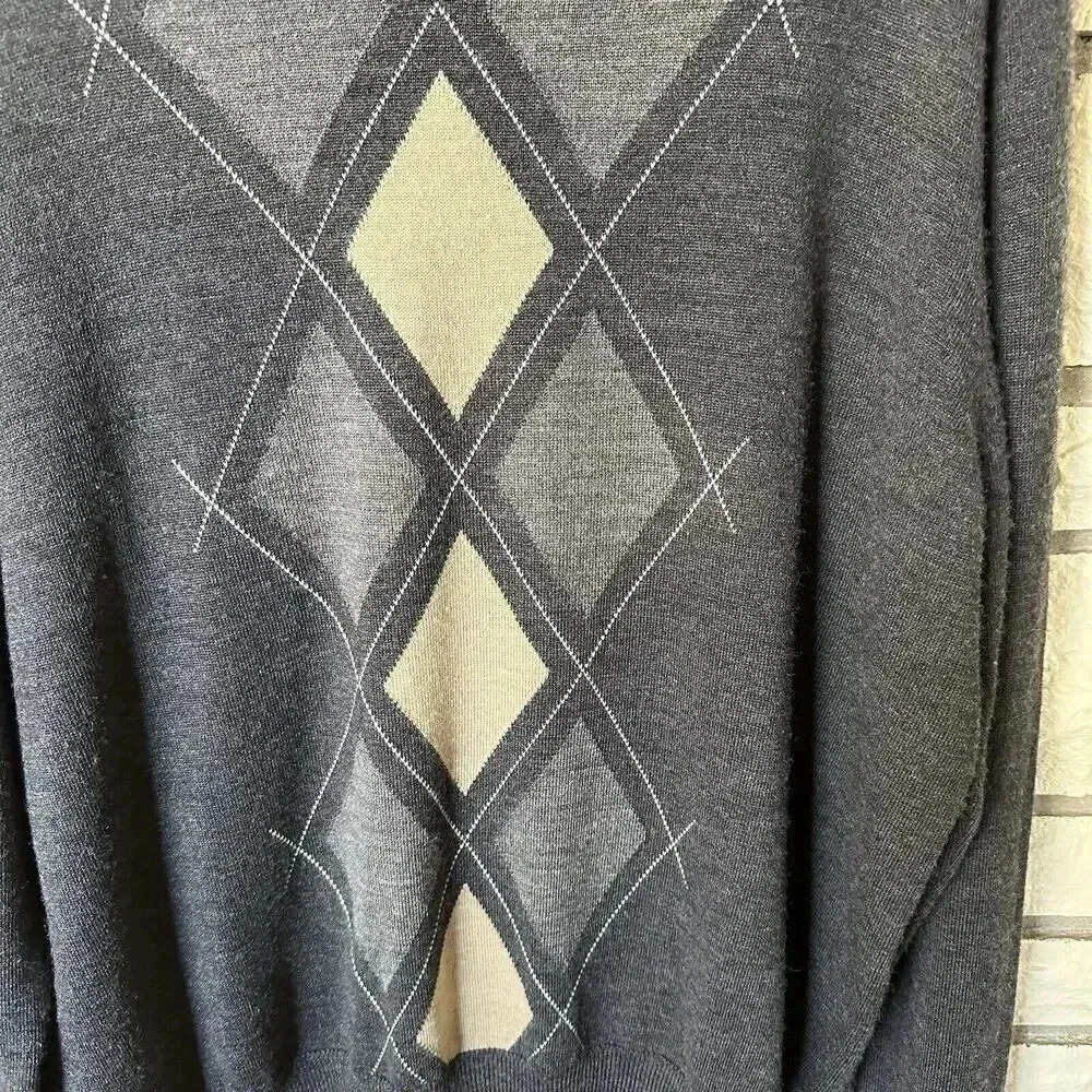 ARGYLE PULLOVER SWEATER MENS XL Consensus. 50% MERINO WOOL 50% Acrylic. Preppy